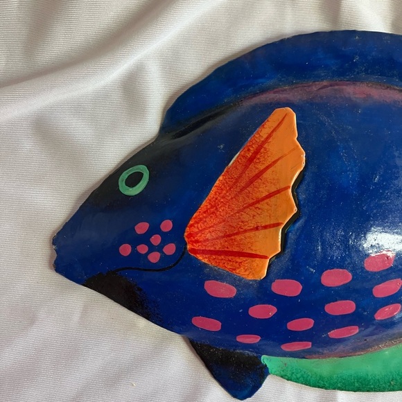 Colorful Fish Wall Decor - Picture 7 of 10
